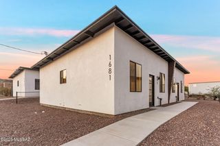 1671 S San Jose Drive, Tucson, AZ 85713