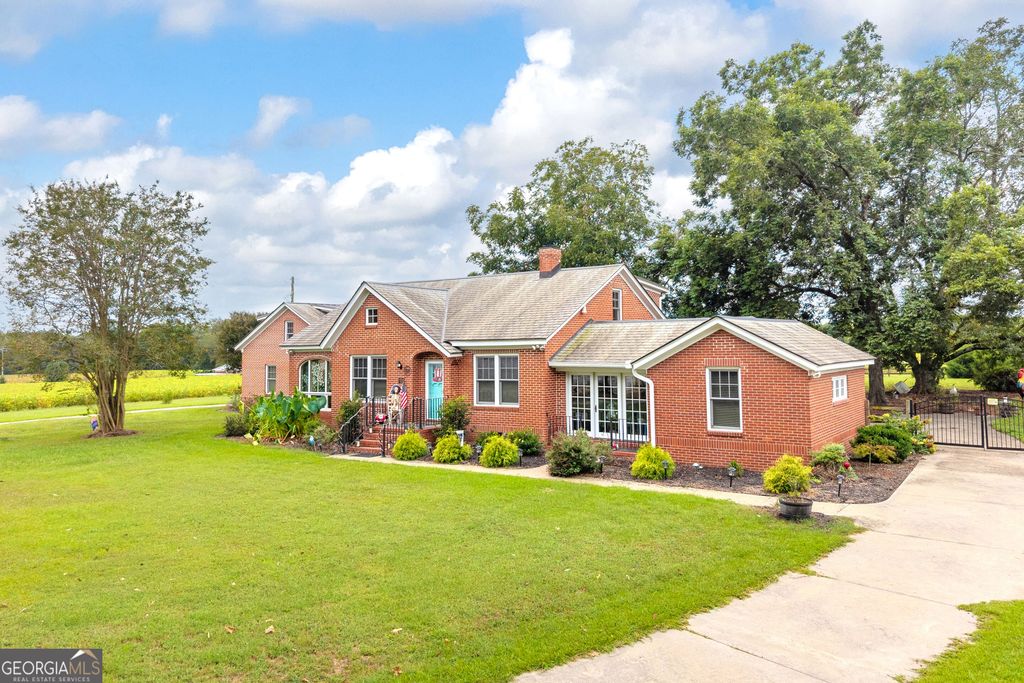 121 Bailey Place Road, Lavonia, GA 30553 — exterior