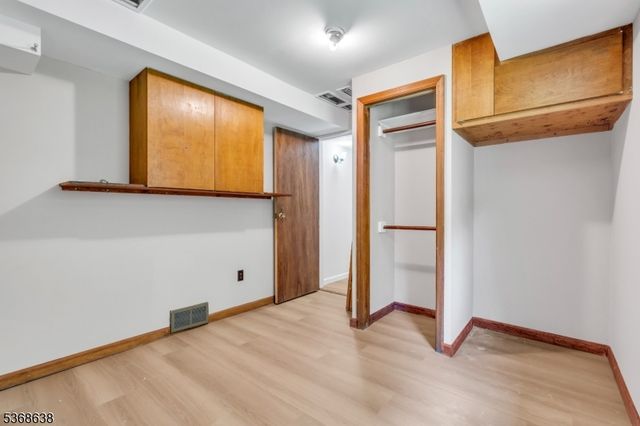 183 Winifred Dr, Totowa Boro, NJ 07512
