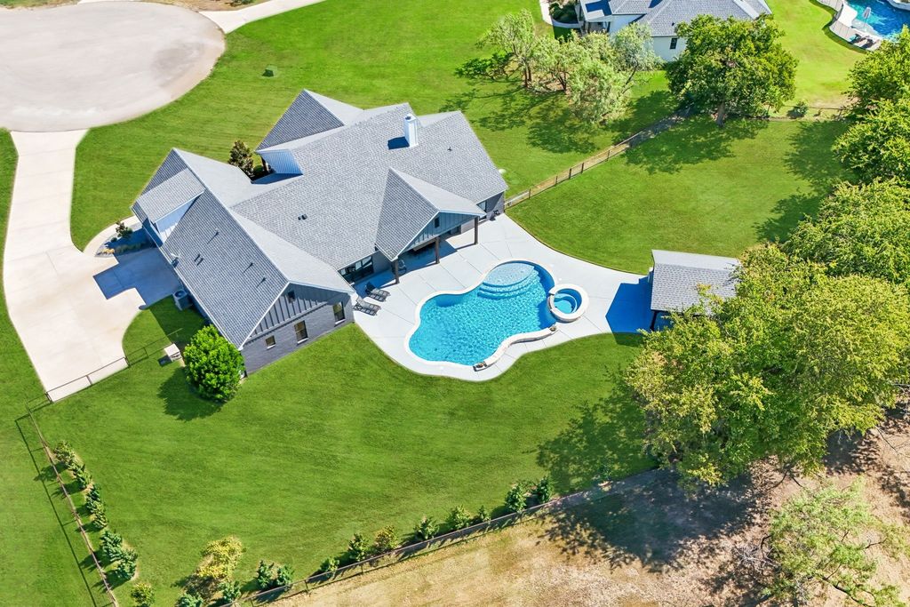 8201 Cutter Corral Court, Fort Worth, TX 76126 — photo 2