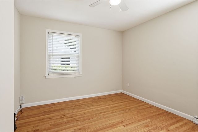 37 Saint Dennis St, Westfield, MA 01085