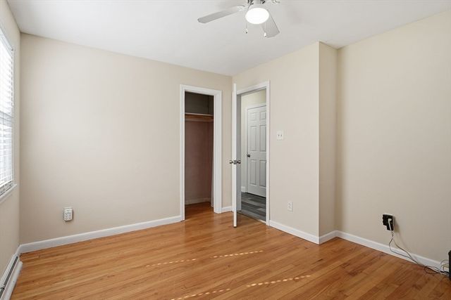 37 Saint Dennis St, Westfield, MA 01085