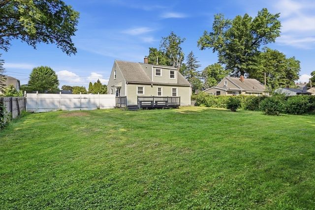 37 Saint Dennis St, Westfield, MA 01085