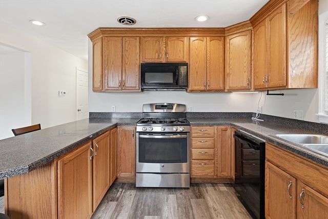 37 Saint Dennis St, Westfield, MA 01085