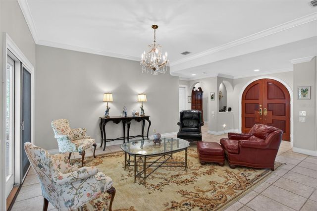 1100 TORTUGA CIRCLE NE, St Petersburg, FL 33702