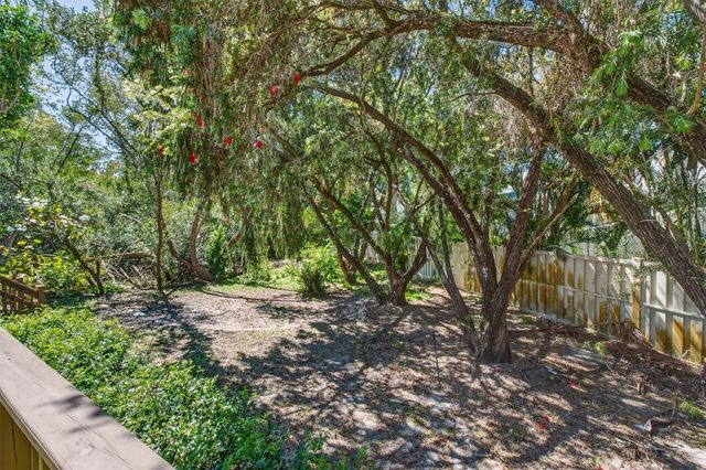 1100 TORTUGA CIRCLE NE, St Petersburg, FL 33702