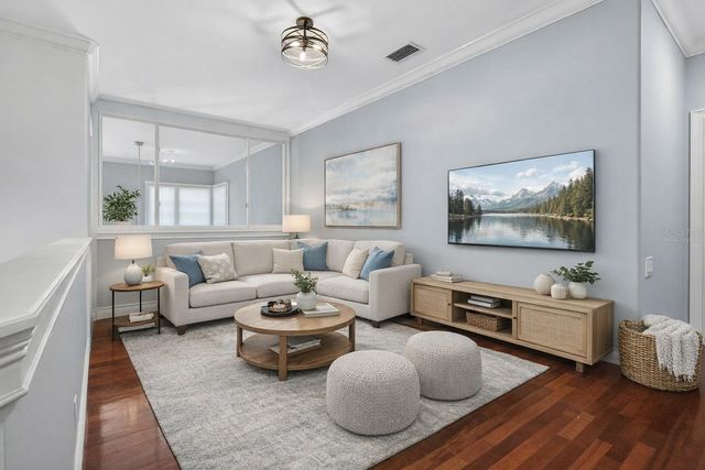 1100 TORTUGA CIRCLE NE, St Petersburg, FL 33702