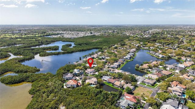 1100 TORTUGA CIRCLE NE, St Petersburg, FL 33702