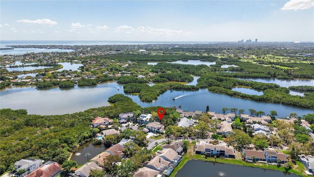 1100 TORTUGA CIRCLE NE, St Petersburg, FL 33702