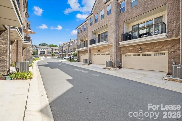 1228 Madison Towns Lane, Charlotte, NC 28209