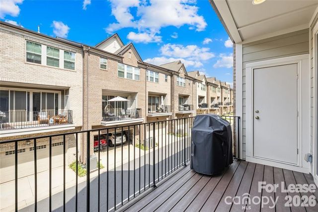 1228 Madison Towns Lane, Charlotte, NC 28209