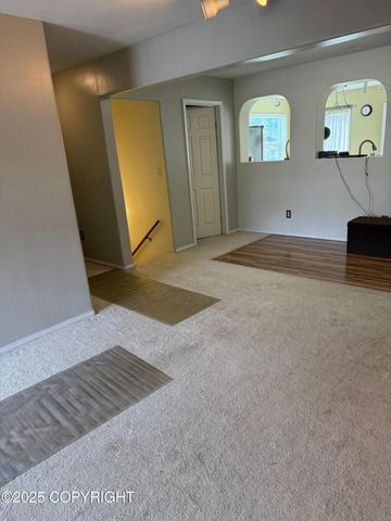 2090 Dimond Drive, Anchorage, AK 99507