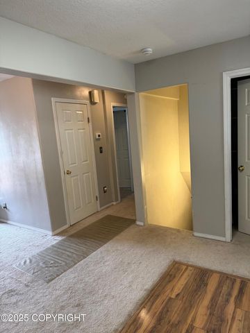 2090 Dimond Drive, Anchorage, AK 99507