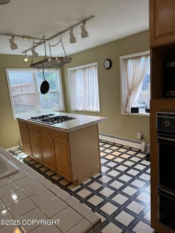 2090 Dimond Drive, Anchorage, AK 99507