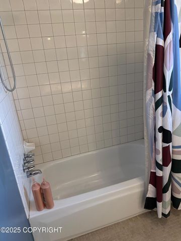 2090 Dimond Drive, Anchorage, AK 99507