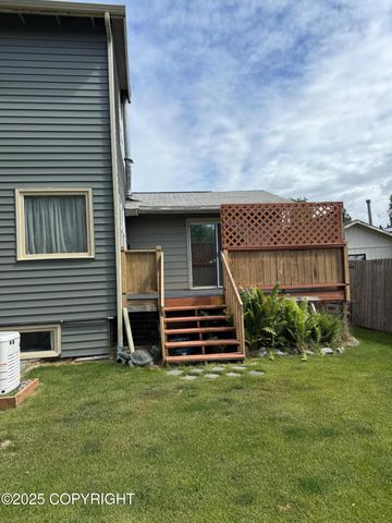 2090 Dimond Drive, Anchorage, AK 99507