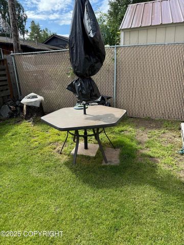 2090 Dimond Drive, Anchorage, AK 99507