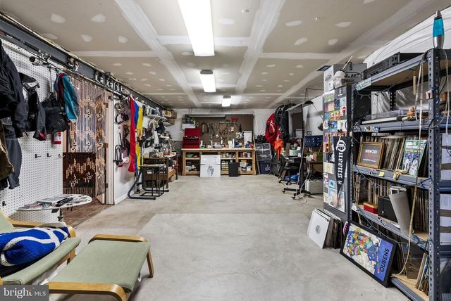 2143 EASTPORT WAY, Harleysville, PA 19438