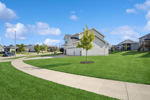 3646 NW 165th Street, Clive, IA 50325
