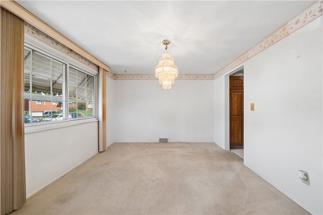 2710 Race St, Penn Hills, PA 15235