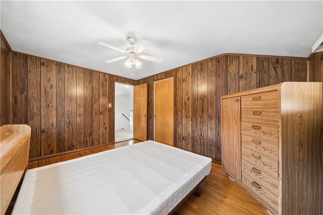 2710 Race St, Penn Hills, PA 15235