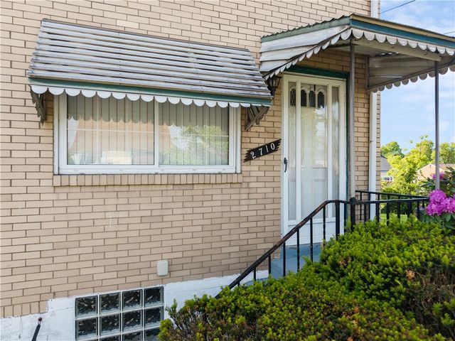 2710 Race St, Penn Hills, PA 15235
