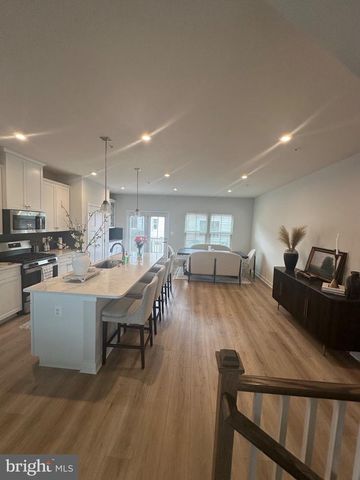 213 LYONS CREEK DR, Laurel, MD 20708