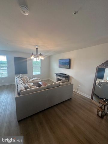 213 LYONS CREEK DR, Laurel, MD 20708