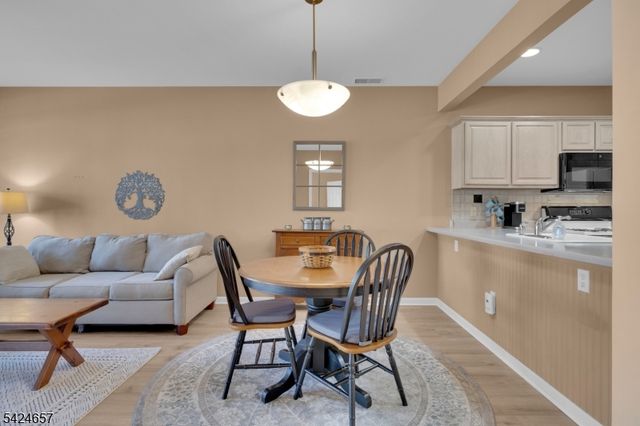 2201 Clinton Ln 2201, Rockaway Twp., NJ 07866