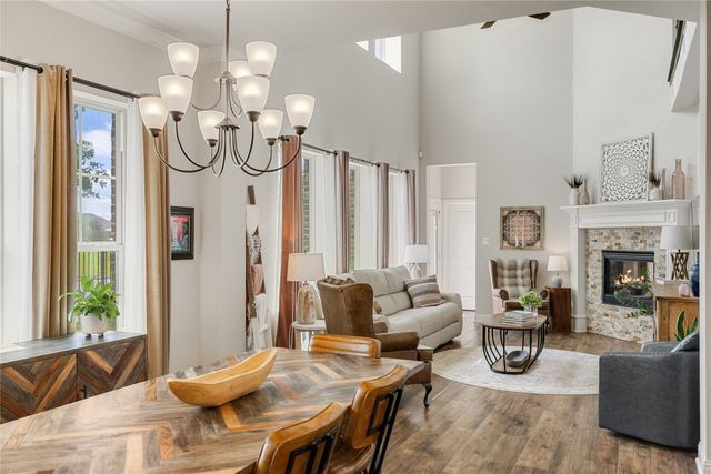 1820 Roundtree Circle W, Fort Worth, TX 76008