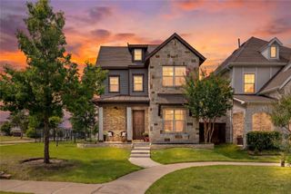 1820 Roundtree Circle W, Fort Worth, TX 76008