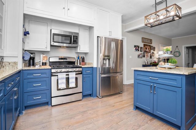 419 E Bell Avenue, Crockett, TX 75835