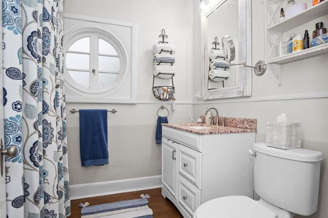 419 E Bell Avenue, Crockett, TX 75835