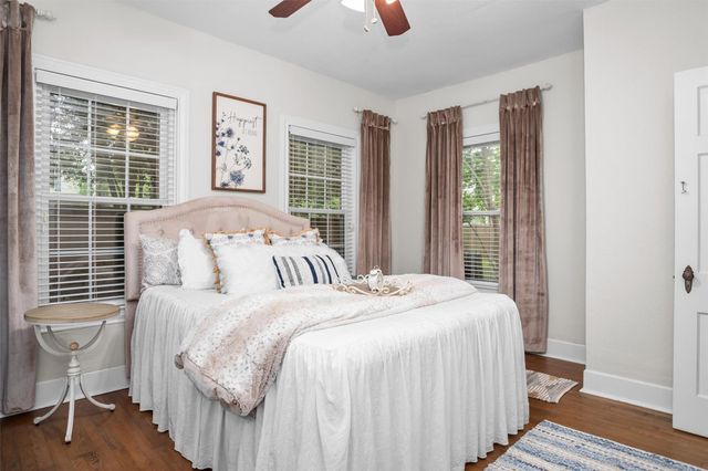 419 E Bell Avenue, Crockett, TX 75835