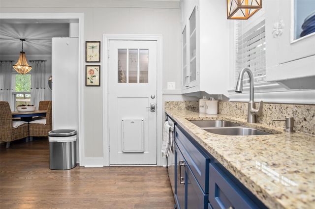 419 E Bell Avenue, Crockett, TX 75835