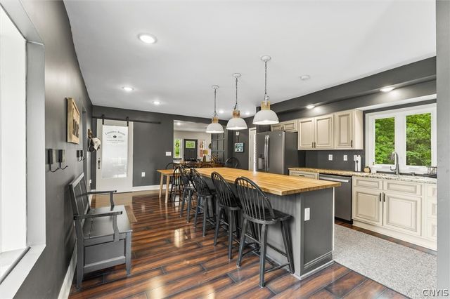 7834 State Street Road, Throop, NY 13021