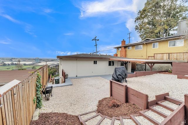 178 Baxter St, Vallejo, CA 94590