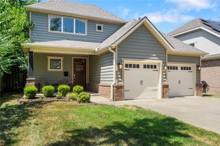 905 N Main Street, Bentonville, AR 72712