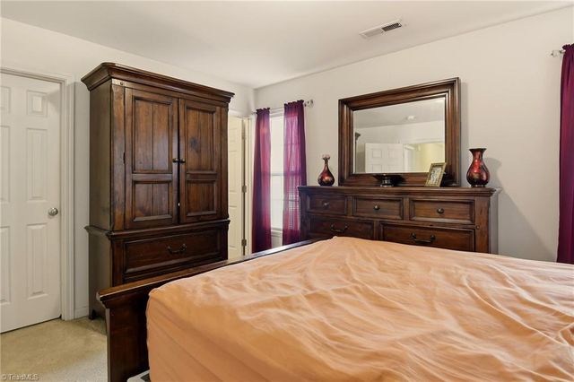 5812 Huckleberry Court, Winston-salem, NC 27105