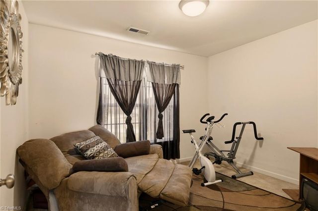 5812 Huckleberry Court, Winston-salem, NC 27105