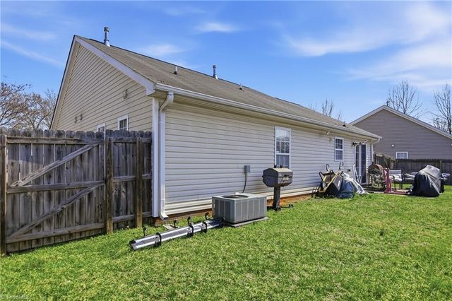 5812 Huckleberry Court, Winston-salem, NC 27105