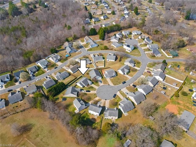 5812 Huckleberry Court, Winston-salem, NC 27105