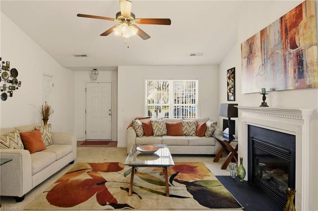 5812 Huckleberry Court, Winston-salem, NC 27105