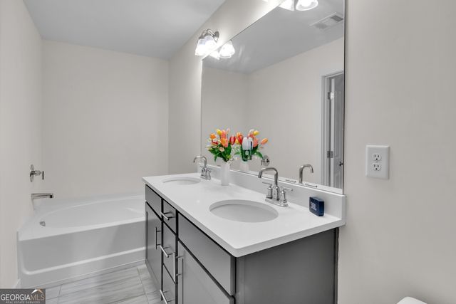 1880 Plainsboro Drive, Lithonia, GA 30058
