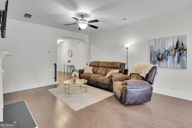 1880 Plainsboro Drive, Lithonia, GA 30058