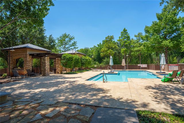 500 Waters Edge Drive 221, Lake Dallas, TX 75065