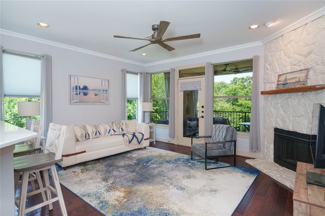 500 Waters Edge Drive 221, Lake Dallas, TX 75065