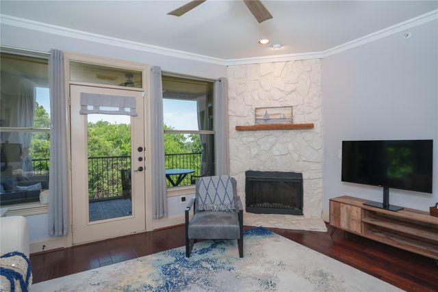 500 Waters Edge Drive 221, Lake Dallas, TX 75065