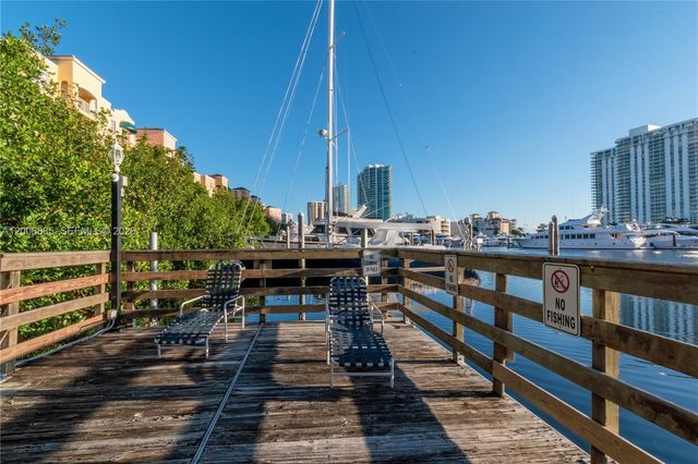 19555 E Country Club Dr 8303, Aventura, FL 33180