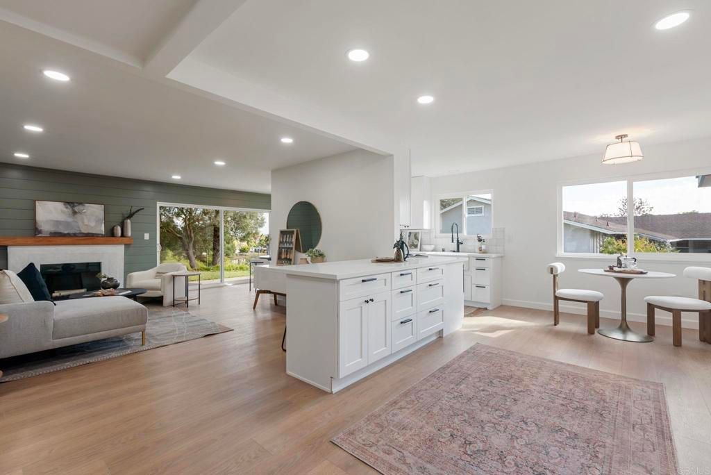 5977 Erlanger Street, San Diego, CA 92122